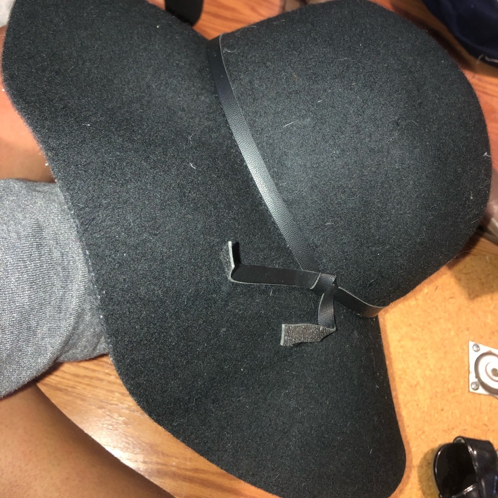 Floppy black hat